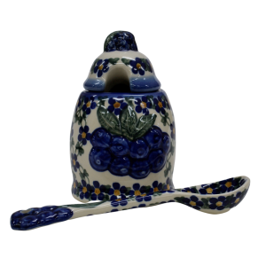 Container with a spoon BLUEBERRIES (A3 D6)